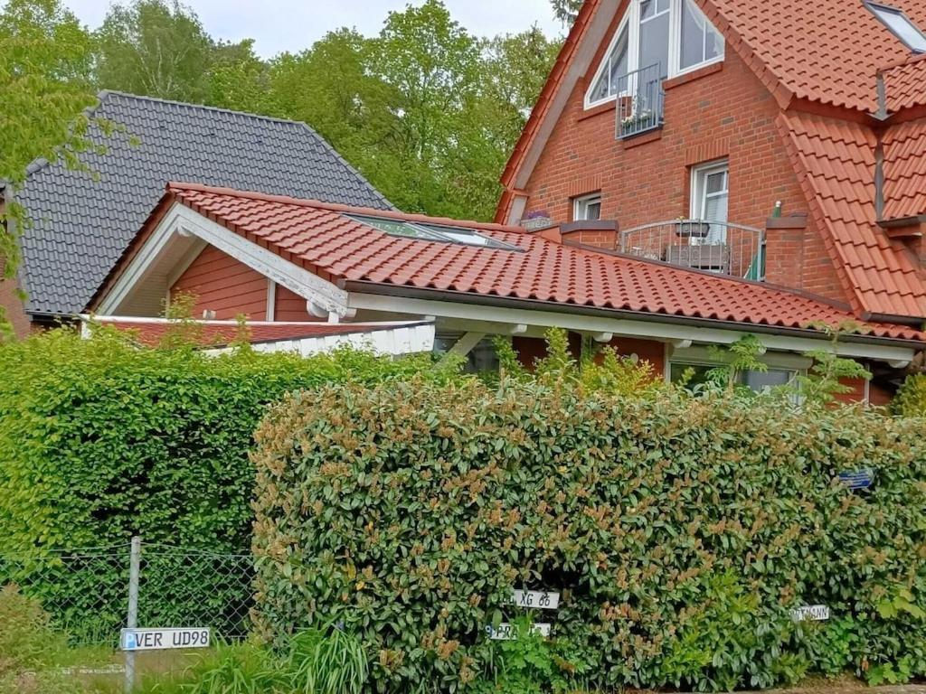 Moderne Ferienwohnung Mit Kamin U Garten Im Eg 100Qm Naehe Weser Und Golfplatz Achim Exterior foto